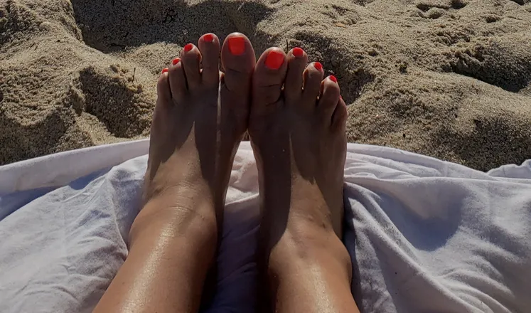 OnlyFans cuenta thicc_a_f header 2