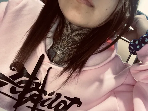 OnlyFans cuenta camila_ozzan header 2