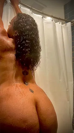 OnlyFans cuenta mommahalo avatar 1
