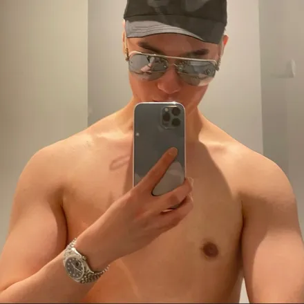 OnlyFans cuenta u244324832 header 2