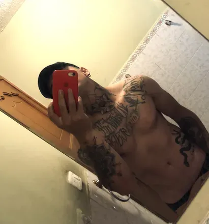 OnlyFans cuenta renatin.tin header 2