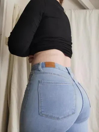 OnlyFans cuenta rosiescarletx avatar 1
