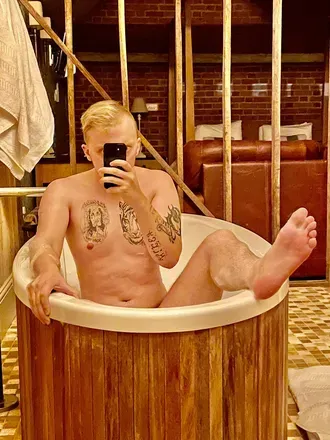 OnlyFans account  jamesjohnhere header 2