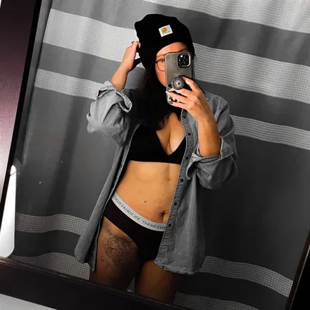 OnlyFans account  ophelia.o.neil avatar 1