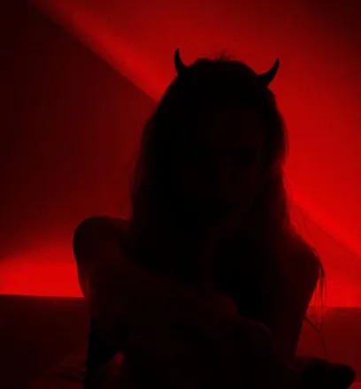 OnlyFans cuenta leticiaheartsxo header 2
