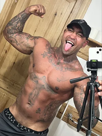 OnlyFans account  bedroombully83 header 2
