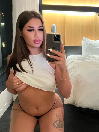 OnlyFans cuenta alexiarenaud avatar 1