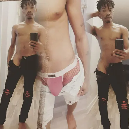 OnlyFans cuenta reddrockstarr88 header 2