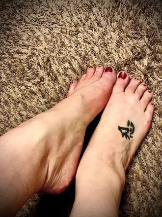 OnlyFans cuenta freyasfeet9 header 2