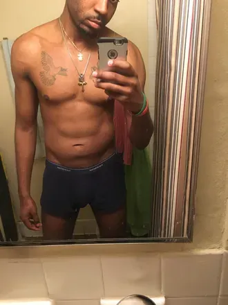 OnlyFans of queth3pl3as3r