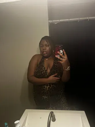 OnlyFans cuenta lustovernaomi avatar 1