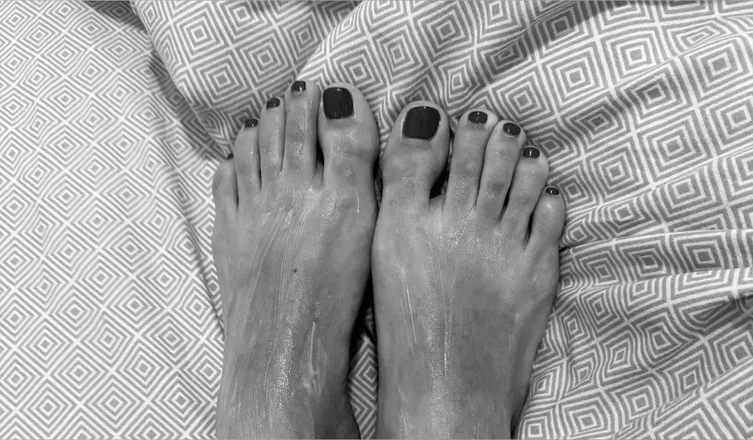 OnlyFans cuenta silken.creamy.touch header 2