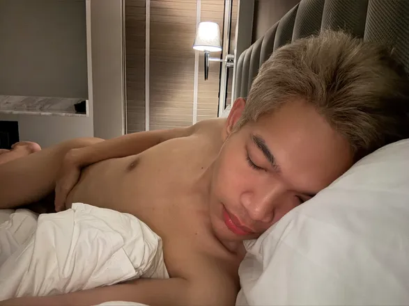 OnlyFans cuenta jiewtwink header 2