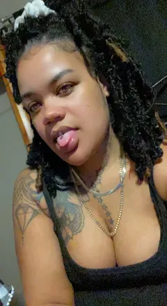 OnlyFans cuenta prettiredd91 avatar 1
