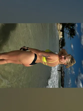 OnlyFans cuenta bellanouxo header 2