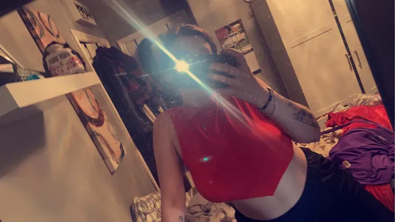 OnlyFans account  badthaa avatar 1