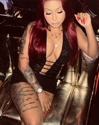 OnlyFans cuenta karlarashell avatar 1