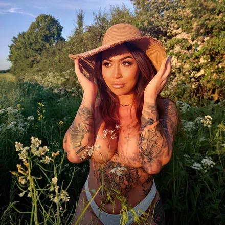 OnlyFans cuenta saraanninked avatar 1