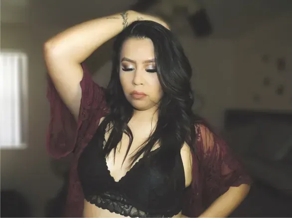 OnlyFans cuenta heyitsniyah header 2