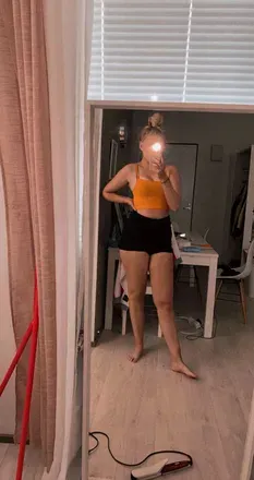 OnlyFans cuenta prettyevelinea avatar 1