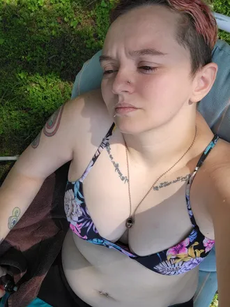 OnlyFans account  littledevilspawn header 2