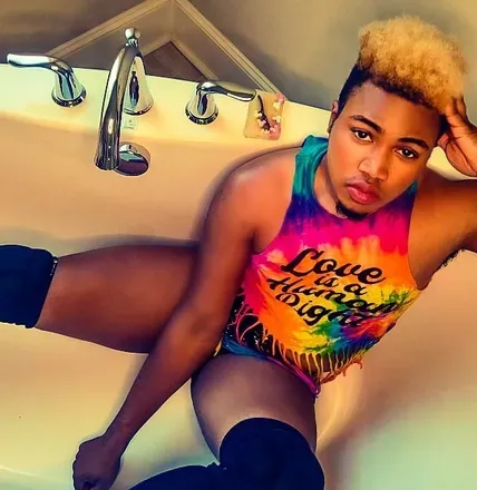 OnlyFans cuenta glamourboykhan header 2