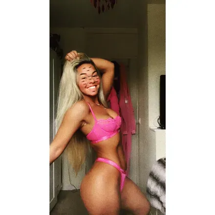 OnlyFans cuenta thedeedee24 avatar 1
