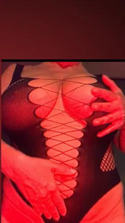 OnlyFans cuenta annaoliiviavip previous_headers_1 3