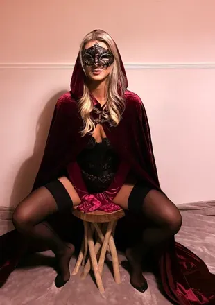 OnlyFans cuenta the_crimson_heiress avatar 1