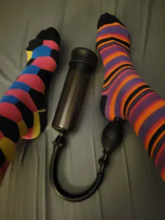 OnlyFans cuenta oddsocks_always header 2