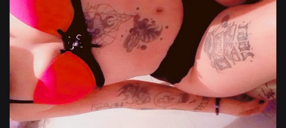 OnlyFans cuenta u250795992 header 2