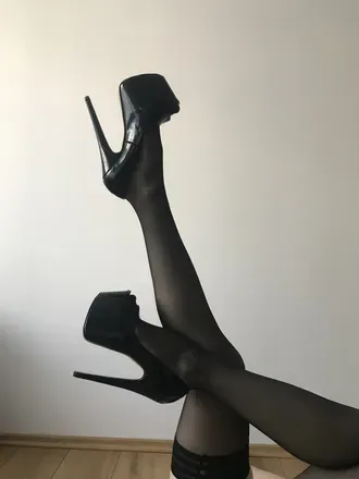OnlyFans cuenta preciousfootprincess avatar 1