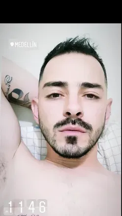 OnlyFans cuenta juanesgir header 2