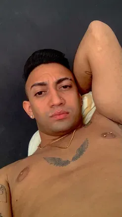 OnlyFans cuenta omarceballos1_0 header 2