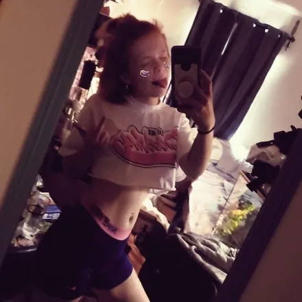 OnlyFans cuenta kyrinreign header 2