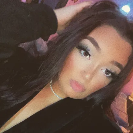 OnlyFans account  pergepeach21 header 2