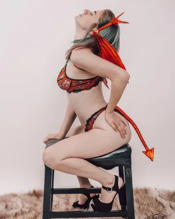 OnlyFans cuenta aphrodites_love avatar 1
