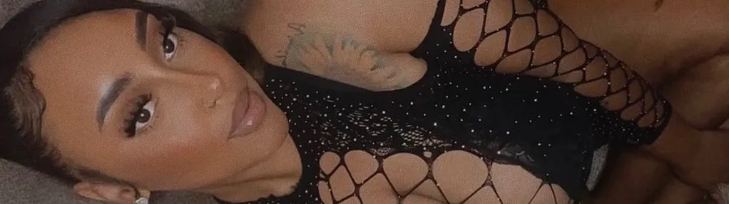 OnlyFans cuenta karmaxxx2 header 2