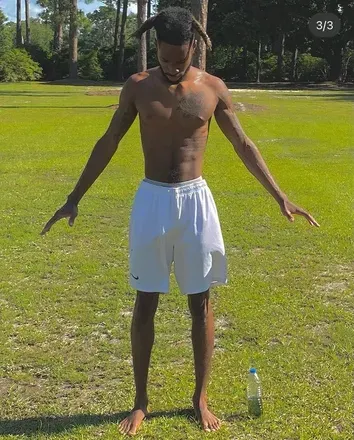 OnlyFans account  moniegoat2222 header 2