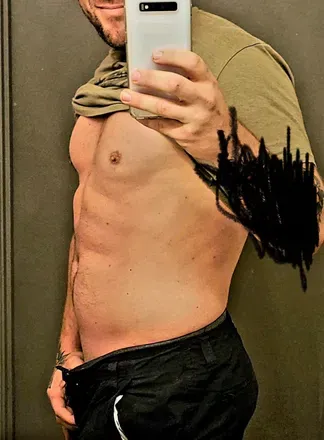 OnlyFans cuenta mav3r1ck33 avatar 1