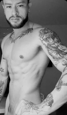 OnlyFans cuenta juanes_eban header 2