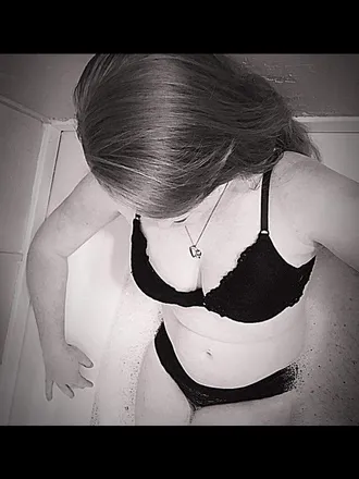 OnlyFans cuenta u163657410 header 2