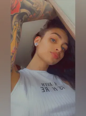 OnlyFans cuenta isa_garciaqueen header 2