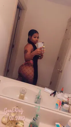 OnlyFans cuenta prettybitch2333 avatar 1