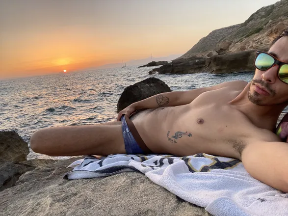 OnlyFans account  navic_xxx header 2