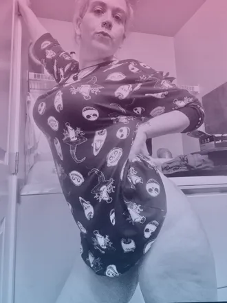 OnlyFans account  milkiestmom19xx header 2