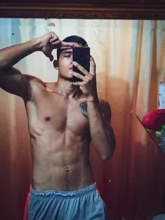 OnlyFans cuenta juancr1015 avatar 1