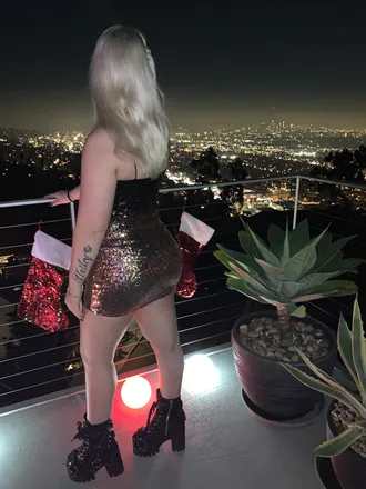 OnlyFans cuenta cheekywahmenfree header 2