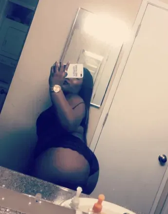 OnlyFans cuenta qveenvon avatar 1