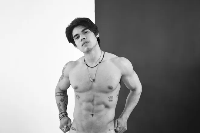 OnlyFans cuenta unchicomas97 header 2